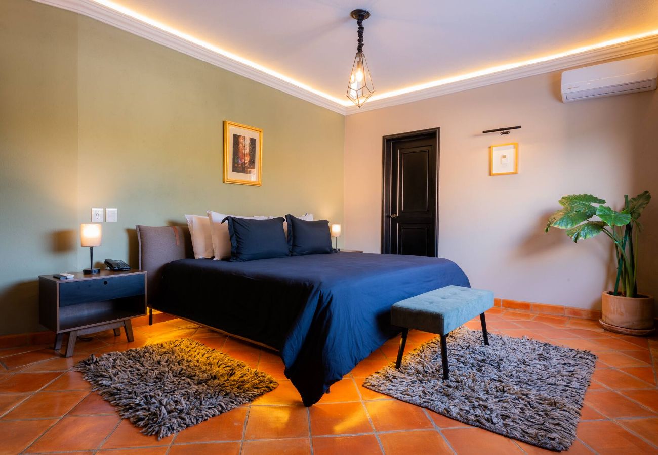 Apartment in San Miguel de Allende - ROOM 2001